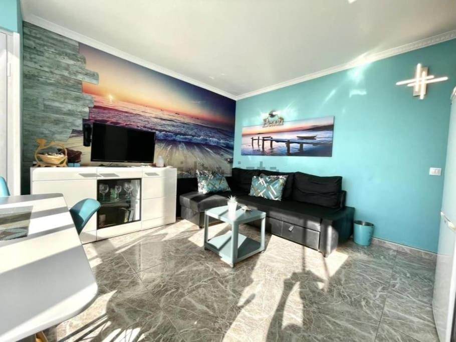 Traumhafte Wohnung Mit Panoramablick Und Pool بلايا ديل إنغلز المظهر الخارجي الصورة