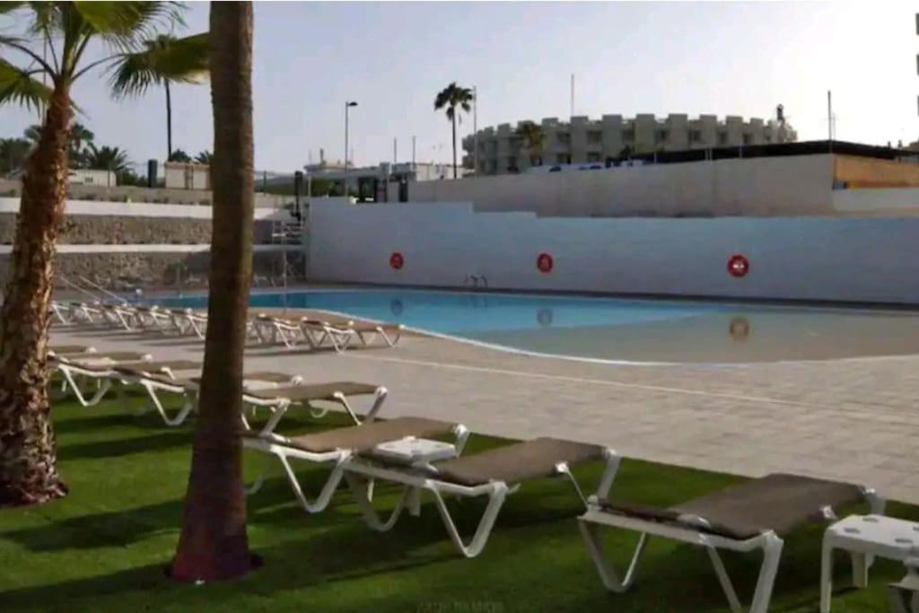 Traumhafte Wohnung Mit Panoramablick Und Pool بلايا ديل إنغلز المظهر الخارجي الصورة